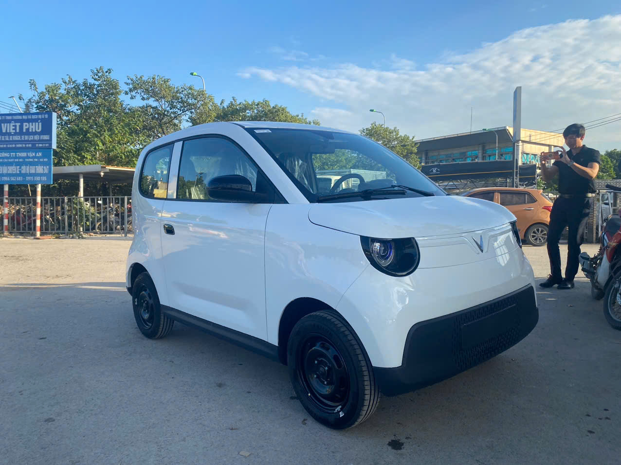Vinfast VF2 Trắng