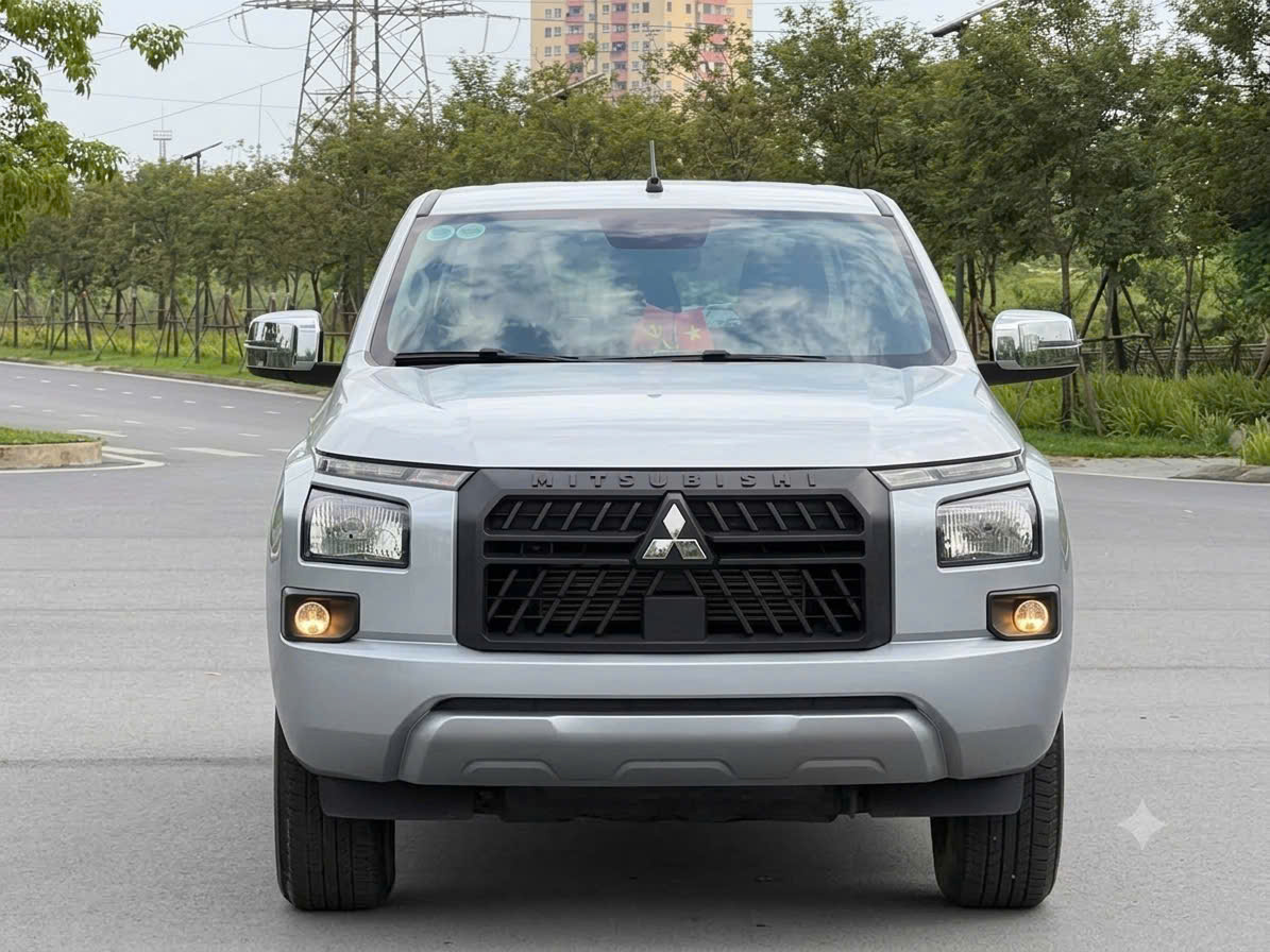 So sánh VinFast VF Wild và Mitsubishi Triton: Thông số, nội ngoại thất