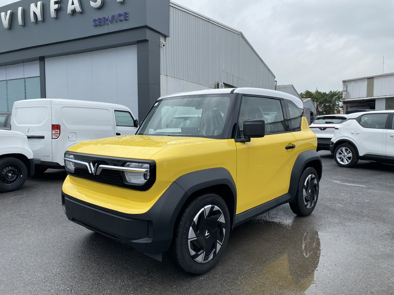 Vinfast VF3 Plus Vàng